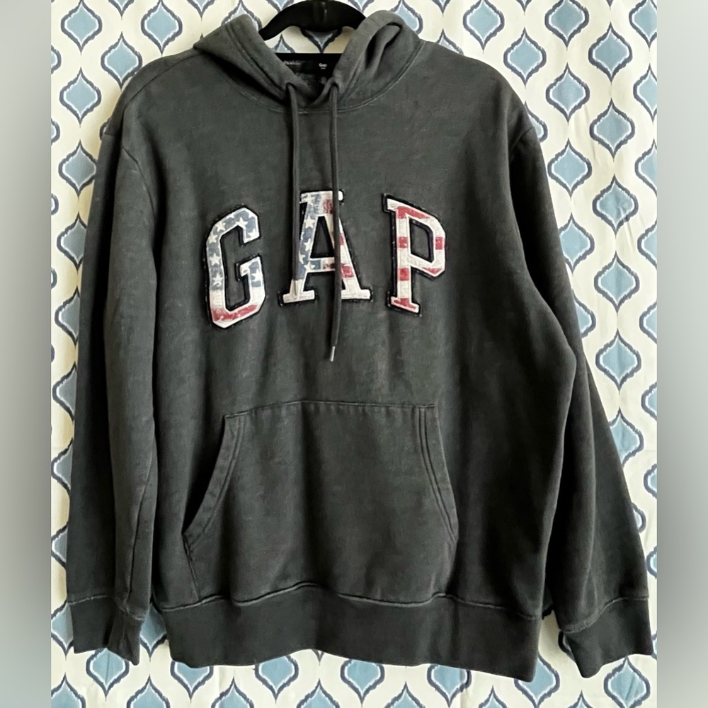 GAP Charcoal GAP LOGO AMERICAN USA FLAG Long Across Chest Hoodie